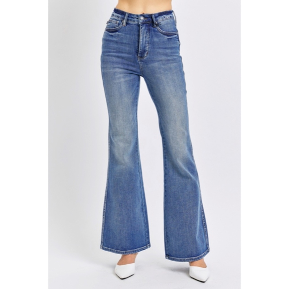 SOLD OUT JUDY BLUE NEW FALL 24! High Waist Tummy Control Stretch Flare Jeans - Picture 1 of 3